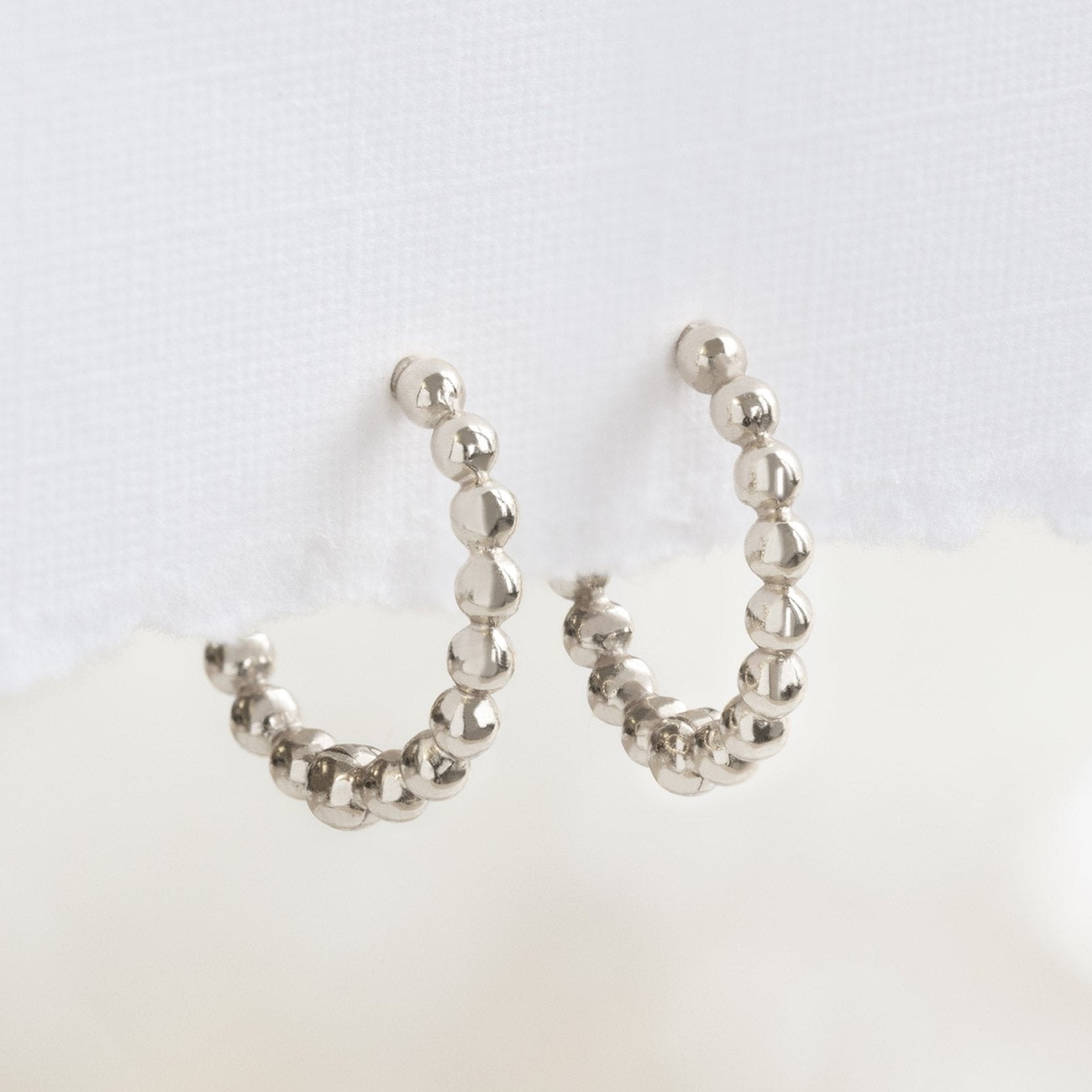 The Beaded Huggie Hoops | Yellow, Rose or White Gold