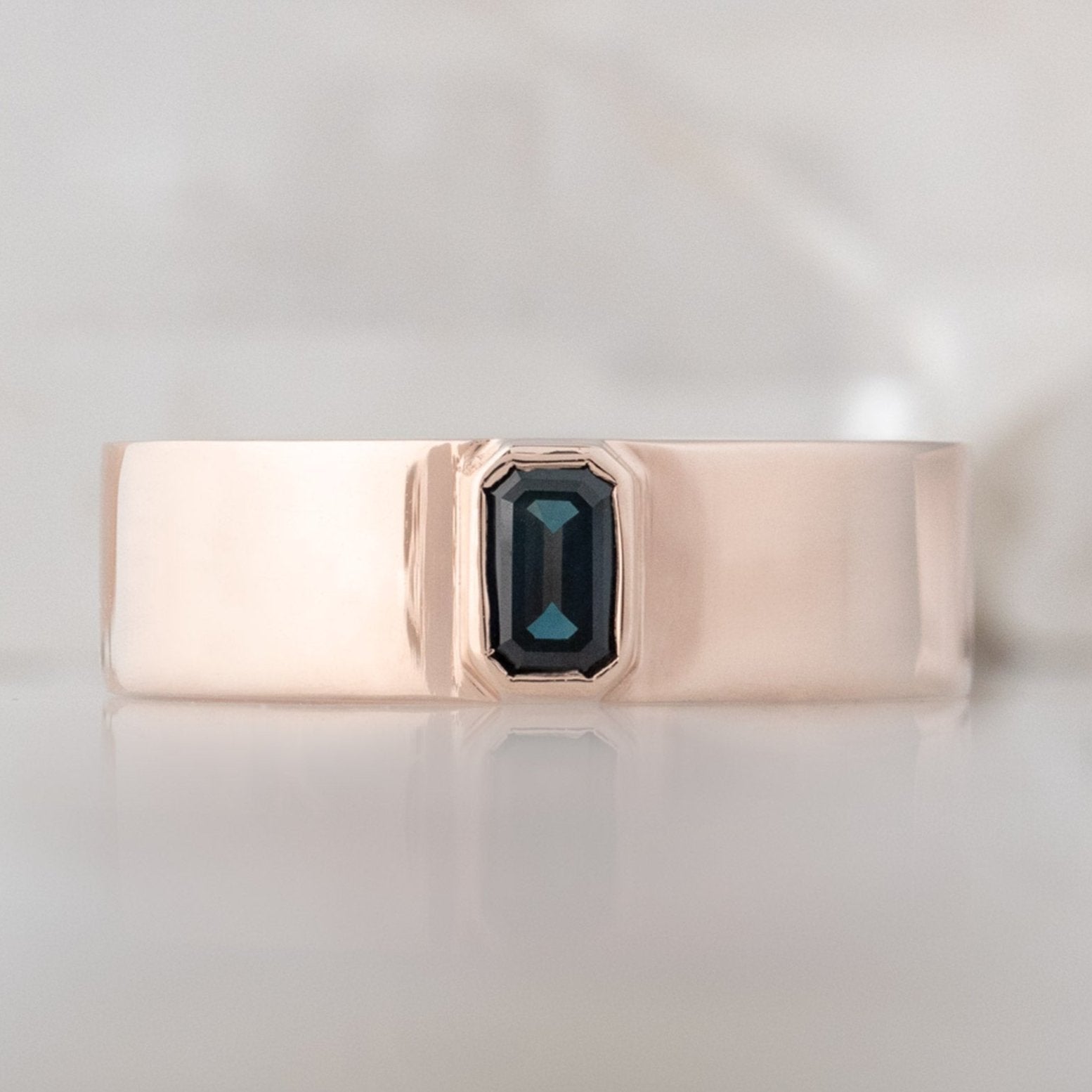 The Cigar Band with an Emerald-Cut Blue Sapphire | Yellow, Rose or White Gold