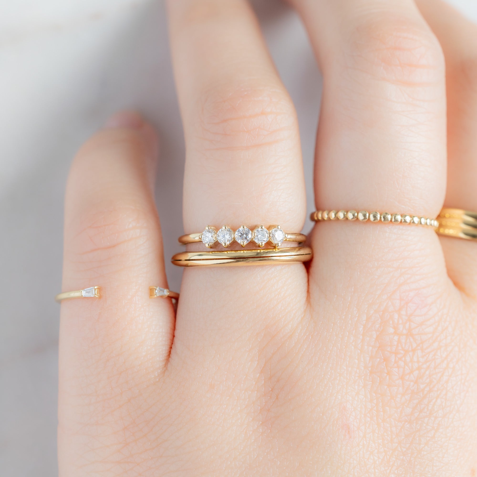 The Love Story Ring with a Sapphire | Yellow Gold