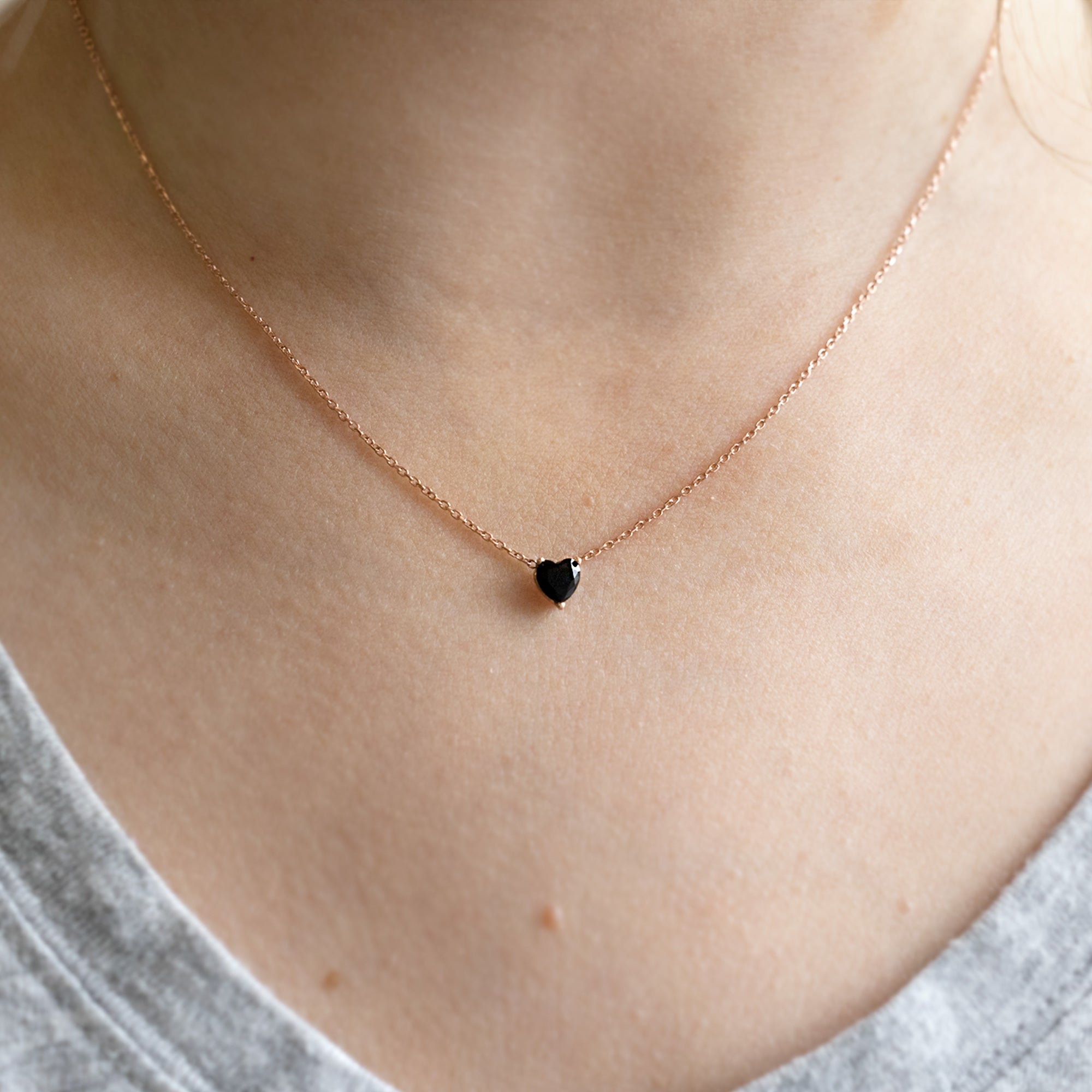 The Black Onyx Gemstone Heart Necklace | Yellow, Rose or White Gold