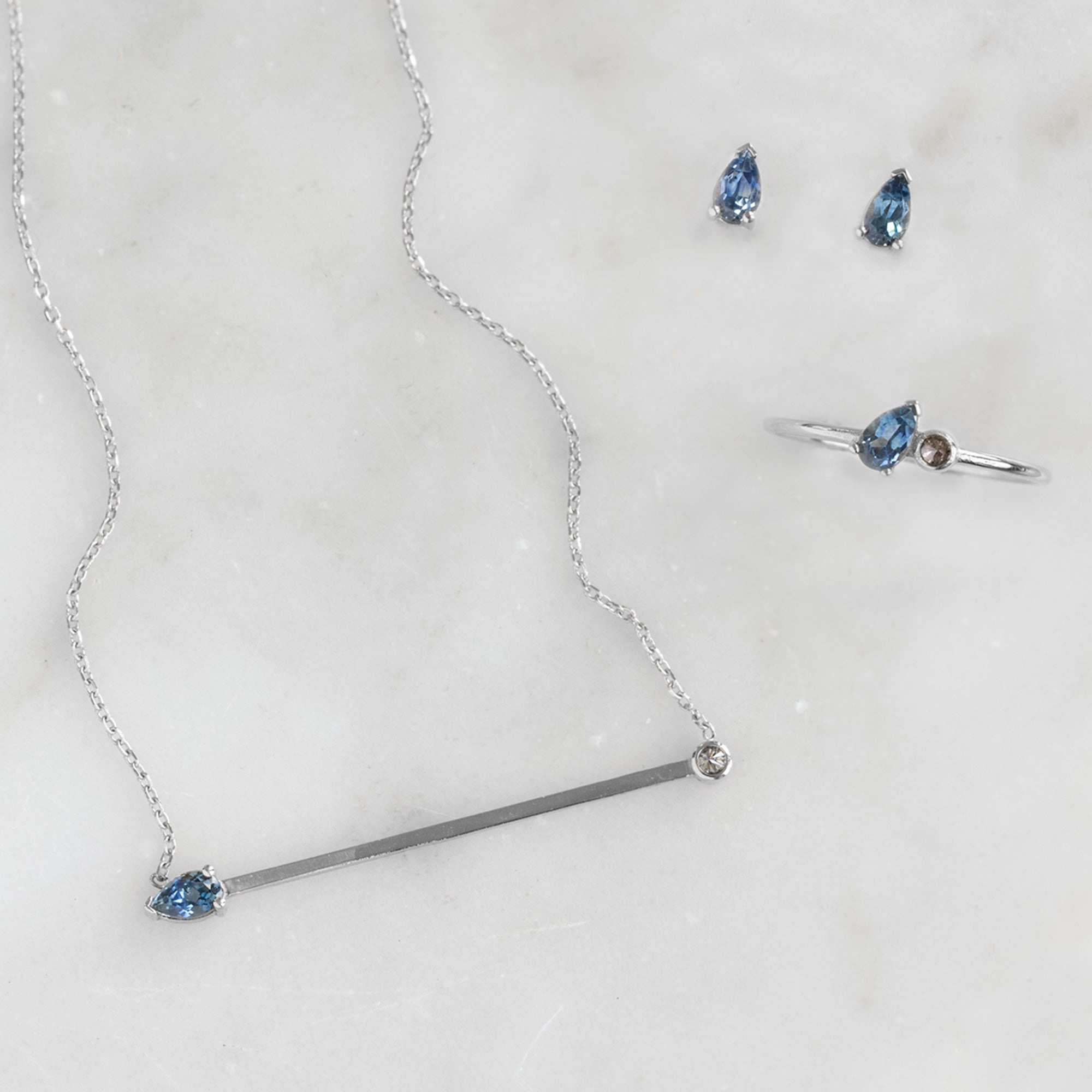 The Montana Sapphire Horizon Necklace | Yellow, Rose or White Gold