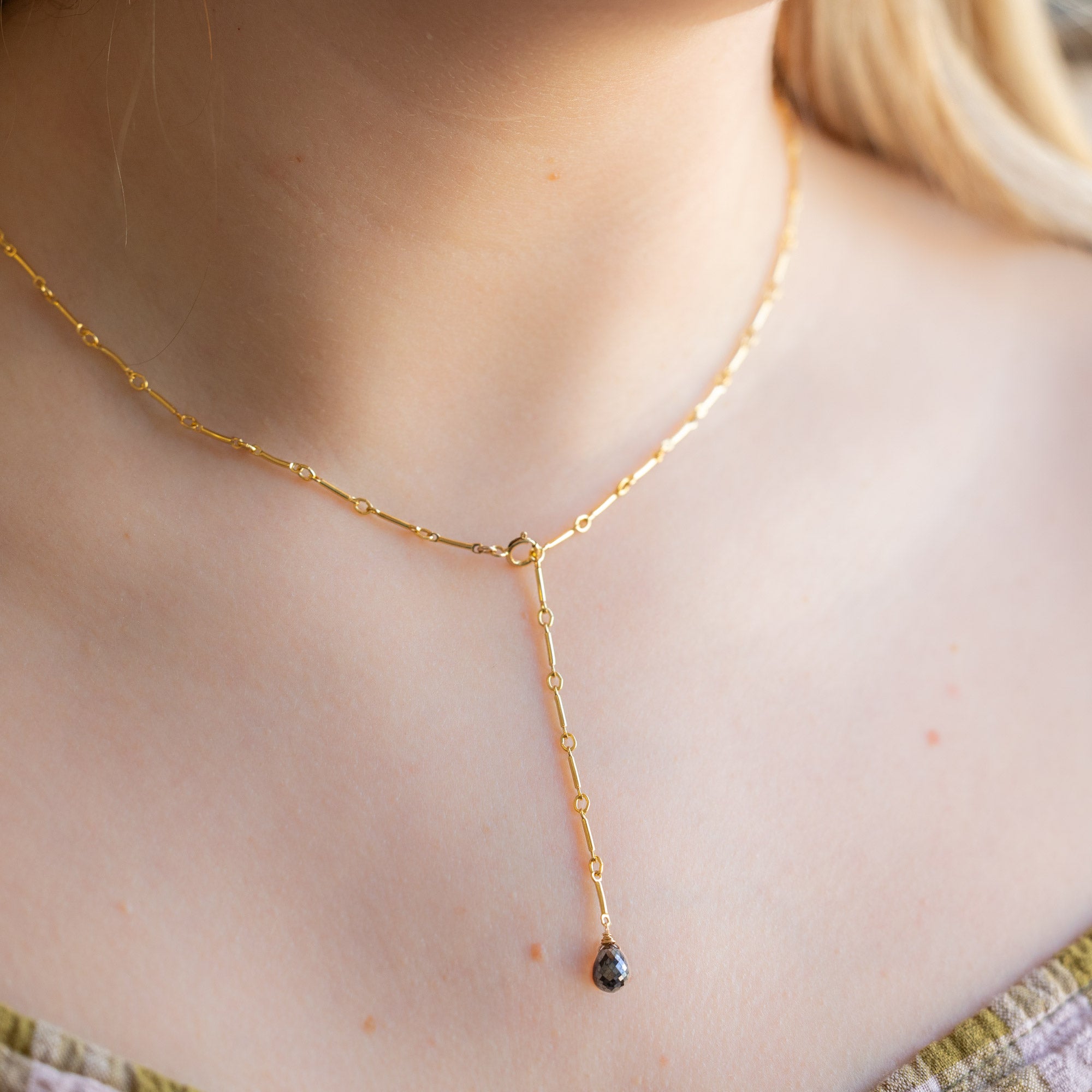The Bar Chain Briolette Black Diamond Lariat Necklace | Yellow or Rose Gold