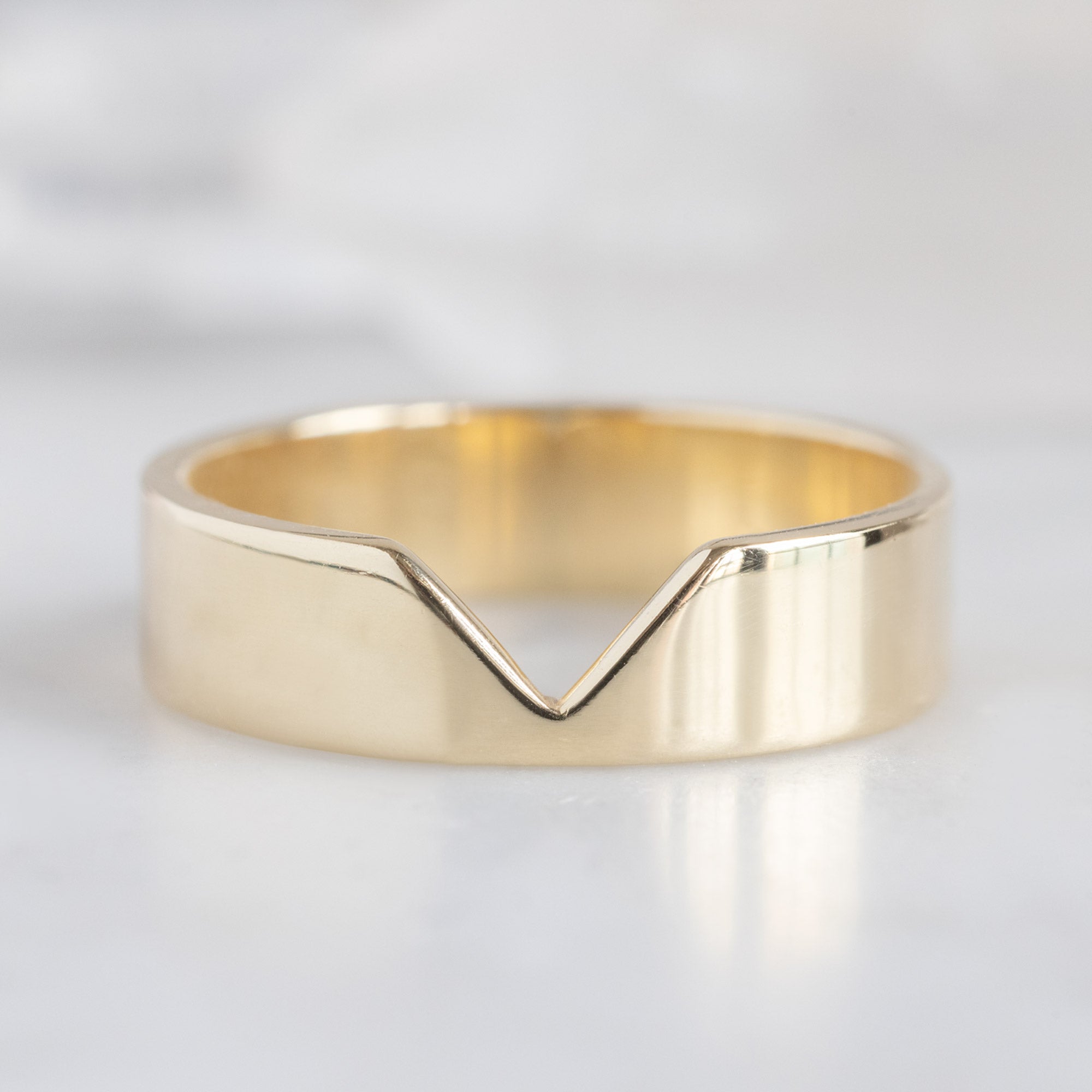 The Gold Peak Wedding Band | Yellow, Rose or White Gold