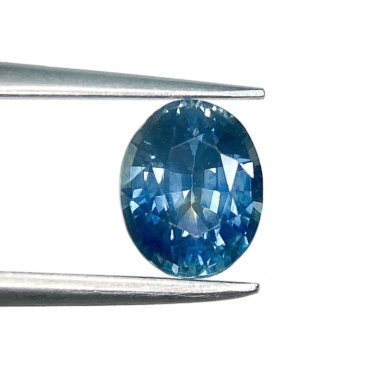 Gemstone Vault Montana Sapphire 1.09ct | Brilliant Cut Oval Shape Blue Montana Sapphire
