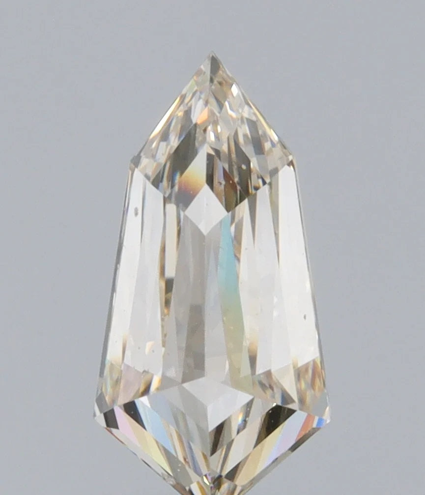 DIAMOND VAULT CHAMPAGNE & COGNAC DIAMOND 0.72ct | Champagne VVS Kite Shape Step Cut Diamond