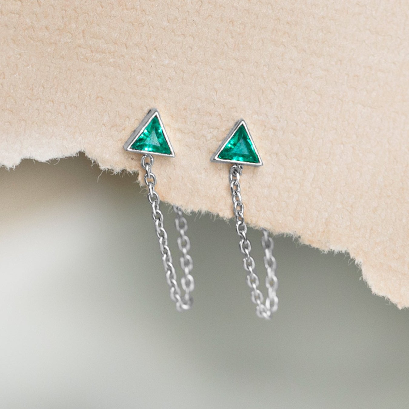 The Emerald Trillion Chain Hoop Earrings | Yellow, Rose or White Gold