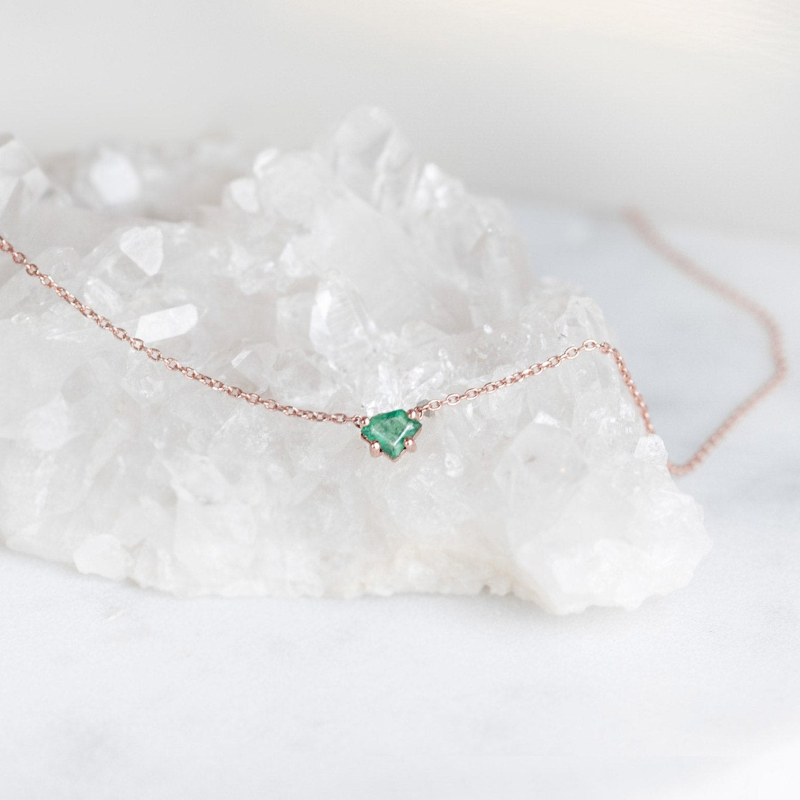 The Geometric Emerald Necklace | Yellow, Rose or White Gold